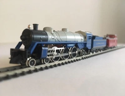 Marklin Mini-Club 8881 Z Gauge B&O 4-6-2 Pacific Steam Locomotive & Caboose Set - Image 1 of 4