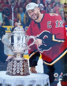 Foto JAROME IGINLA Calgary Flames CLARANCE BOWL 16x20 - Imagen 1 de 1