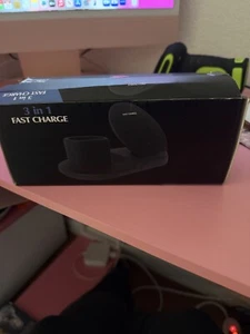 Waitiee Wireless Charger 3 in 1 15w Fast Charging Station - Picture 1 of 1