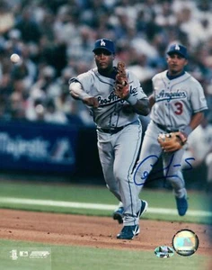 Cesar Izturis Signed 8X10 Photo Autograph LA Dodgers Ball in Air Auto w/COA - Picture 1 of 2