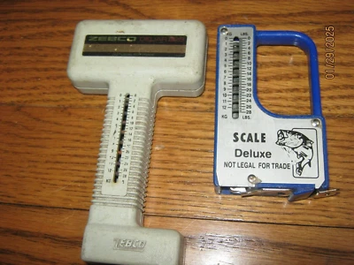 Lote De Colección De 2 Básculas De Pesca y Cinta Medidora Zebco Modelo 228 y Sin Marca Foto 1 de 3