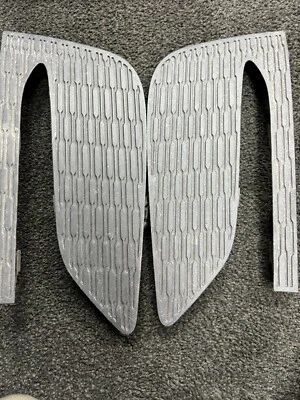 Juego de 2 cubiertas de luz antiniebla OEM 84095931'30 para Chevrolet Cruze 2016-2019 Foto 1 de 4