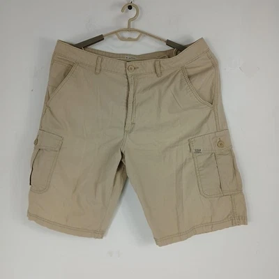 Vans Texture Striped Cargo Skate Shorts. Corduroy Look. Mens Size 38 - Image 1 of 4