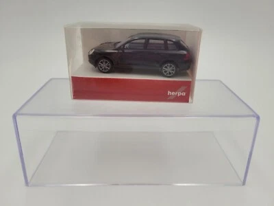 HERPA 1:87 PORSCHE CAYENNE NERO - Immagine 1 di 3