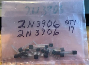 2N3906 TRANSISTOR QTY-19 - Picture 1 of 2