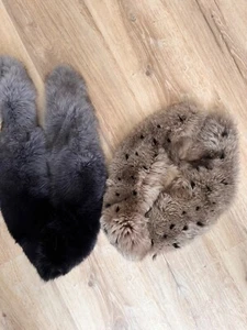 2 Stück Pelzschals für Damen in Grau und Beige mit Leopard muster - Bild 1 von 3