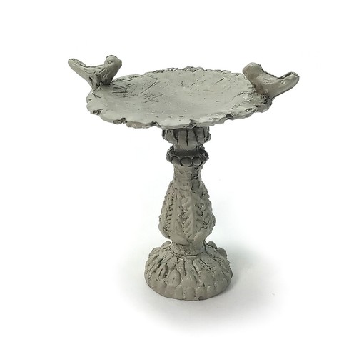 Miniatur-Gartenbrunnen Mit Vögeln Aus Polyresin - Für Puppenhäuser 1:12, 7 Cm Hoch