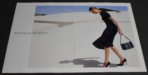 Abito Blu Stampa 2016 Pubblico Tacchi Sexy Gambe Lunghe Moda Donna Bionda Bottega Veneta