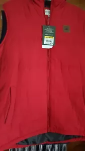 NWT Field & Stream Mens Explorer Quilted Vest Red size med - Picture 1 of 3