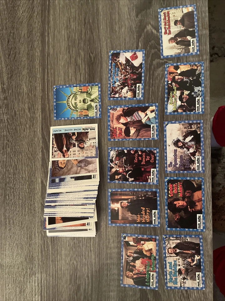 Solo en casa 2: Lost in New York - Juego completo 66 cartas + 11 pegatinas - Topps 1992 Foto 1 de 4