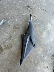2005-2006 Honda CBR 600 CBR600 CBR600RR Right Seat Tank Trim Panel - Picture 1 of 3