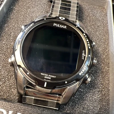 Reloj digital de cuarzo para hombre PULSAR W861-X002 WR 100M plateado necesita batería Foto 1 de 4