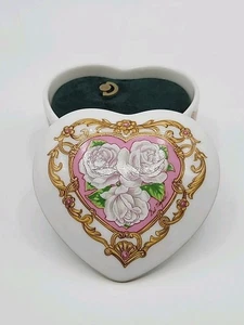 Caja de música de porcelana vintage Heritage House Love Is A Many Splendored Thing 1990 - Imagen 1 de 17