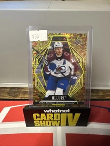 NATHAN MACKINNON 2022-23 Upper Deck Allure Gold Glitter Bomb 199 - Bild 1 von 2