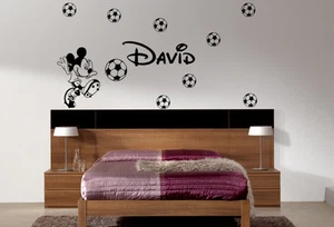 Pegatinas/calcomanías de arte de pared de Mickey Mouse de fútbol americano. Fútbol Personalizado (11 Balones) - Imagen 1 de 9