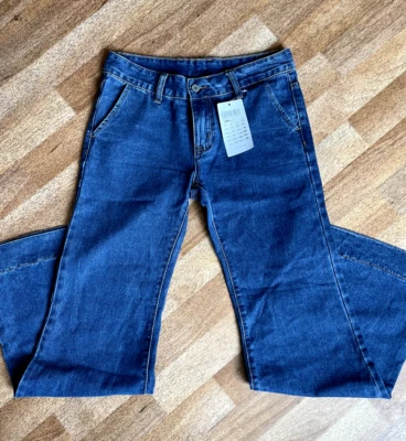 Jeans Brandy Melville cintura baixa lavagem escura perna larga alargamento tamanho único raro - Imagem 1 de 4