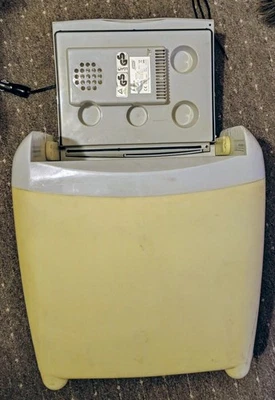 Quigg Kühlbox 12v/230v 15 Liter  - Bild 1 von 4