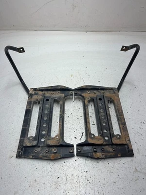 Yamaha Breeze 125 YFA1L 99 1999 OEM RECTO reposapiés soporte montaje soporte soporte Foto 1 de 4