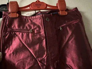 PANTALONES DE VACACIONES LIMITADOS TOO ROJO SATINADO CARGO NIÑO 14 NUEVOS - Imagen 1 de 8