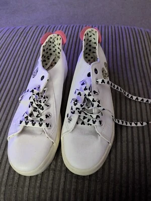 BNWT NEW DISNEY PRIMARK TRAINERS SHOES MICKEY MOUSE SIZE UK 6 EU 39 WHITE - Image 1 of 4