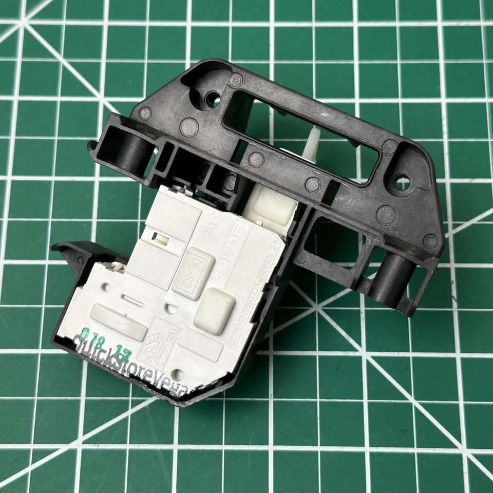 GE Washer Door Latch WH44X10288 - Image 1 of 1