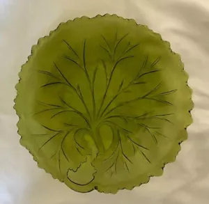 Indiana Glass Company ~ Avocado "Pebble Leaf" Salad / Luncheon Plate ~ EUC - Picture 1 of 3