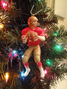 Joe Montana HALLMARK KEEPSAKE Christmas Ornament FOOTBALL LEGENDS - Picture 1 of 9