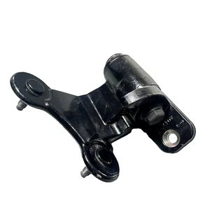 REAR RIGHT PASSENGER DOOR LOWER INNER HINGE 2010-2016 MERCEDES E350 W212 OEM - Picture 1 of 8