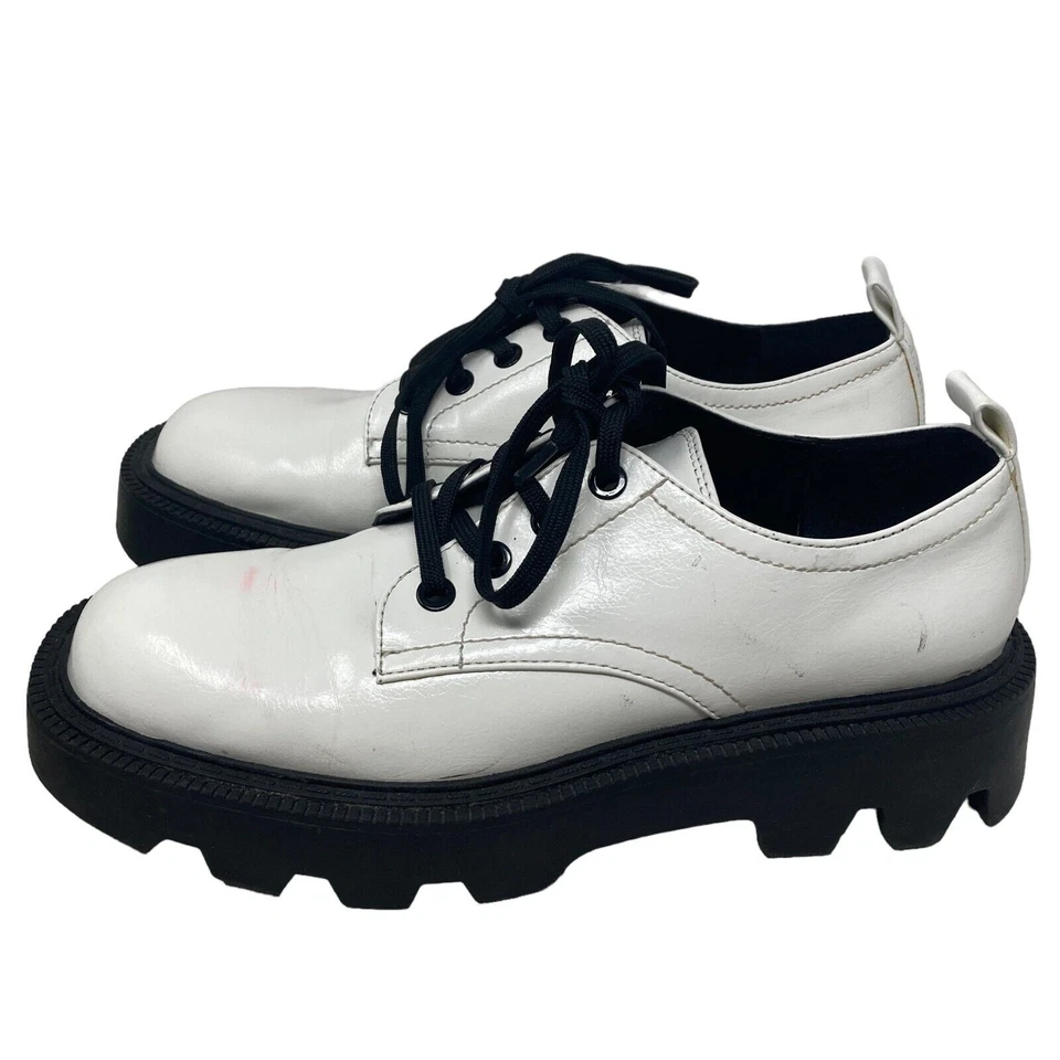 Oxford Zara con plataforma con cordones para mujer EU 38 US 7,5 blanco negro charol Foto 1 de 4