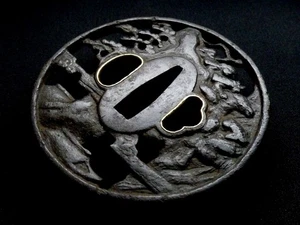 [Tsuba] Japanese antique sword “Pine and Residence “ Samurai Katana Bushi Japan - Picture 1 of 8