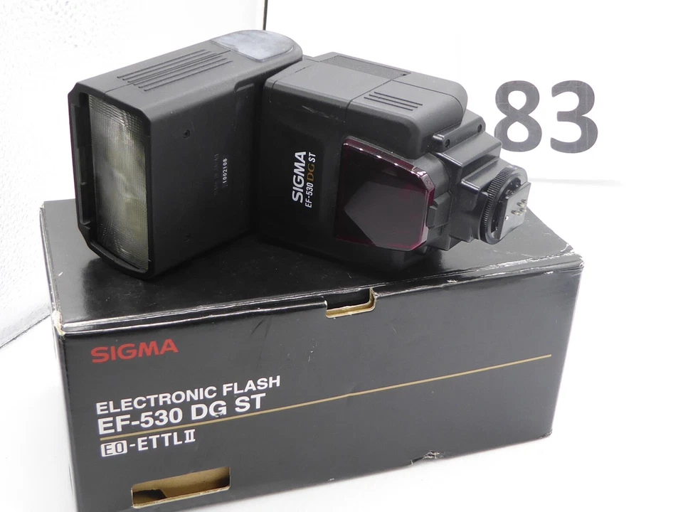 SIGMA EF-530 DG SUPER FLASH E-TTL II FOR CANON  tested and working well digital - Image 1 of 4