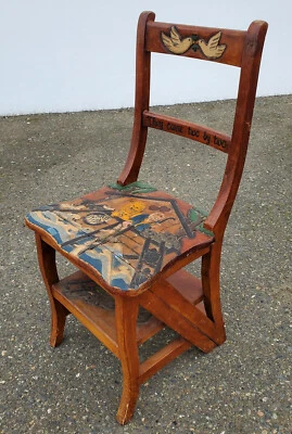 Antigua silla metamórfica de arte popular temática del Arca de Noé tallada a mano Foto 1 de 4