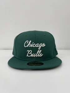 Chicago Bulls NBA New Era Script Green Fitted Cap Mütze 7 1/8 - Bild 1 von 4