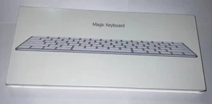Apple Magic Keyboard Portuguese Lightning USB Cable Silver New A1644 - Picture 1 of 3