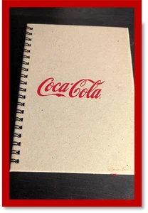 🥤 “Note degne di nota e coca cola-tastic!” – Blocco note raccoglitore riciclato vintage Coca-Cola - Foto 1 di 8