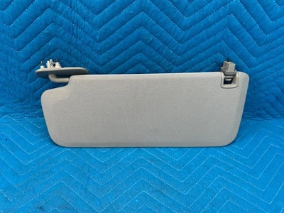 Parasol lado del conductor GMC Sierra 1500 tela gris 19 k 2017 2018 2019 OEM Foto 1 de 4