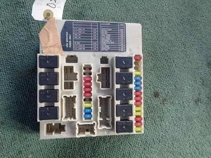 NISSAN Cube 2002 UA-BZ11 Fuse Box [Used] [PA67120387] - Picture 1 of 5