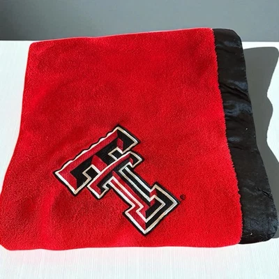 Manta de bebé Texas Tech roja y negra satinada Lovey - muy querida - leer  Foto 1 de 4