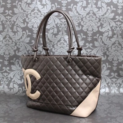 Bolso de Mano Chanel Cuero de Becerro Cambon Ligne Marrón Acolchado #2644 Rise-on Foto 1 de 4