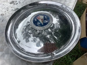 One slightly dented 1953 54 HUDSON HORNET JET LINER HUBCAP WHEEL COVER - Picture 1 of 1