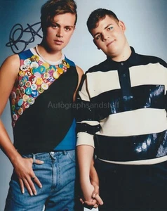 Bradley Riches HAND Signed 8x10 Photo Autograph Heartstopper, Big Brother (B) - Picture 1 of 2