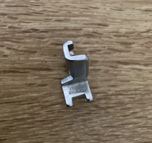 Singernähmaschine Knopffuß Simanco Nr. 189648 selten - Bild 1 von 1