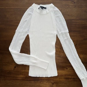 Camisa acanalada de manga larga blanca del mercado negro de la Casa Blanca mangas de encaje talla XS - Imagen 1 de 9