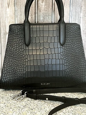 NUEVO Bolso de Hombro de Cuero Radley London Cartera Liverpool Street Cartera Precio de Venta sugerido por el fabricante $328 Foto 1 de 4