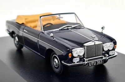 Oxford 1/43 Rolls Royce Corniche Open Convertible Blue Diecast Model Car - Image 1 of 4