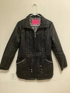 Women's Size Medium Betsey Johnson Black Puffer Coat. Thin Light weight. Cute - Picture 1 of 5