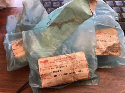 3x OEM Rochester Set of 3 Fuel Injectors 1996-1997 Isuzu Rodeo Trooper 3.2L V6 - Image 1 of 4