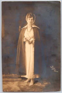 Photograph Portrait Aimee Semple McPhearson Gerhard Sisters St.Louis MO - Bild 1 von 2