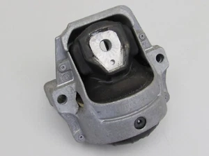 Engine Mount Hydraulic Bearing Right 2,0 Tdi 8R0199381AN Audi A4 8K A5 8F 8T - Picture 1 of 3