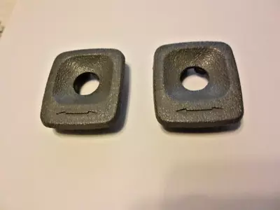 Mercedes-Benz 300ce W124 1988 1989 1990-1993 - Par de bisel de botón de reclinación de asiento Foto 1 de 4